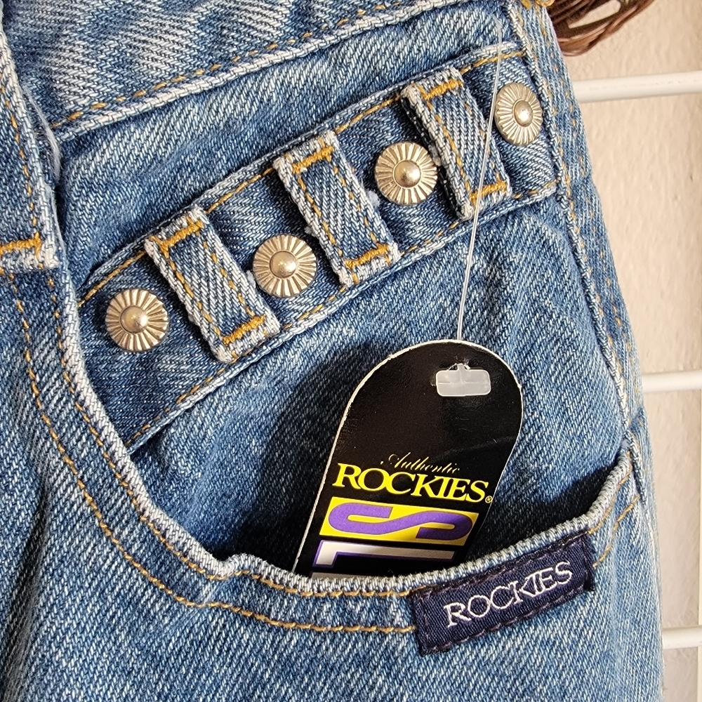 Rockies High Rise Blue Jeans - Picture 8 of 11